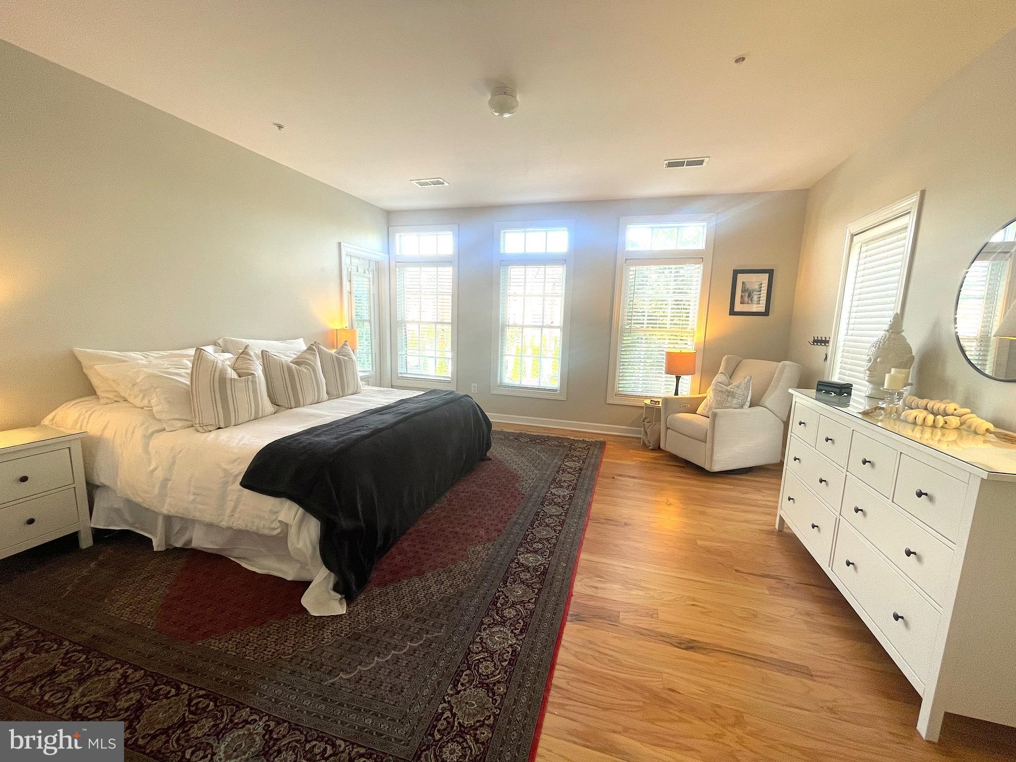 HIDDEN CREEK - Residential