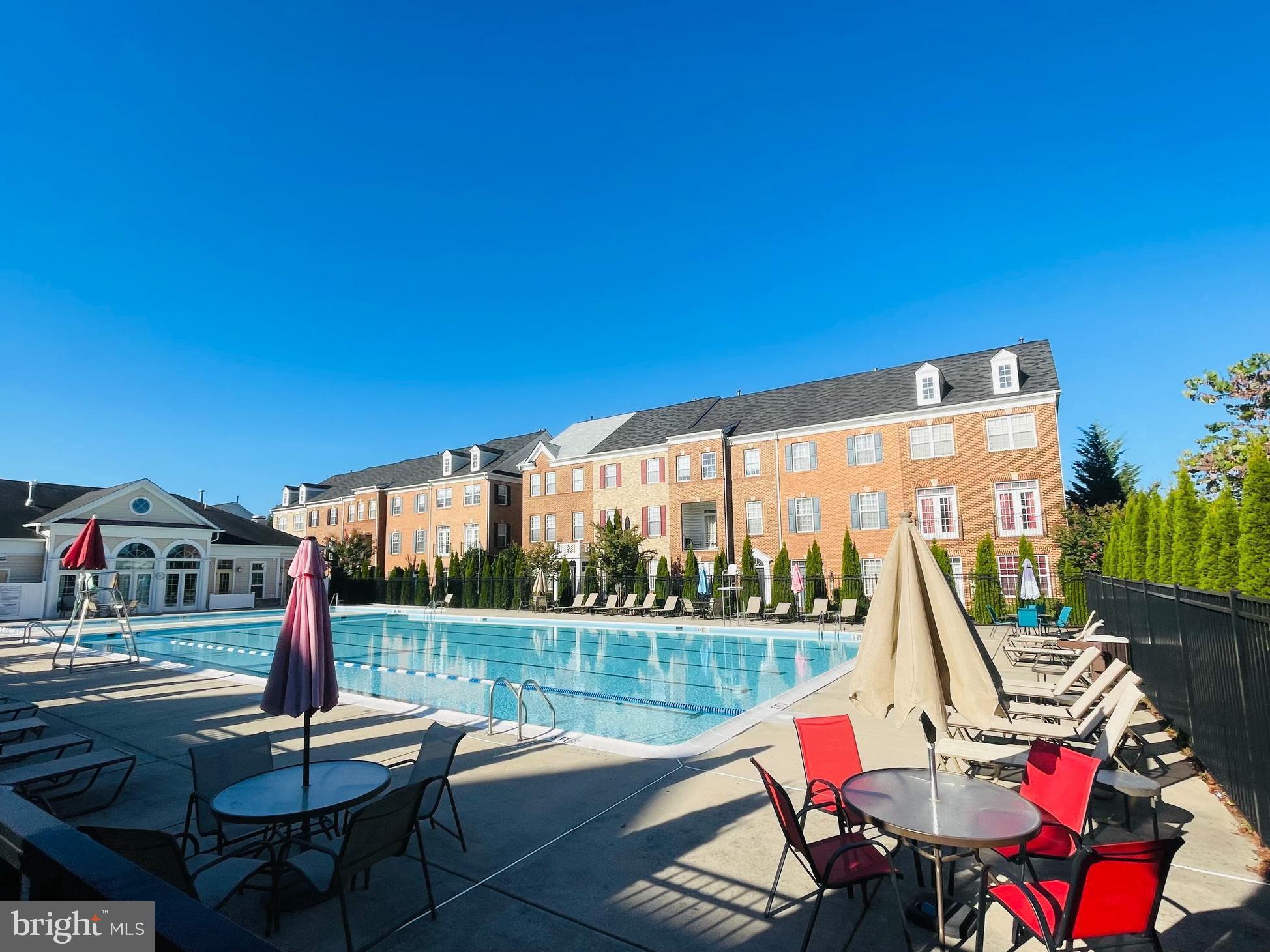 HIDDEN CREEK - Residential