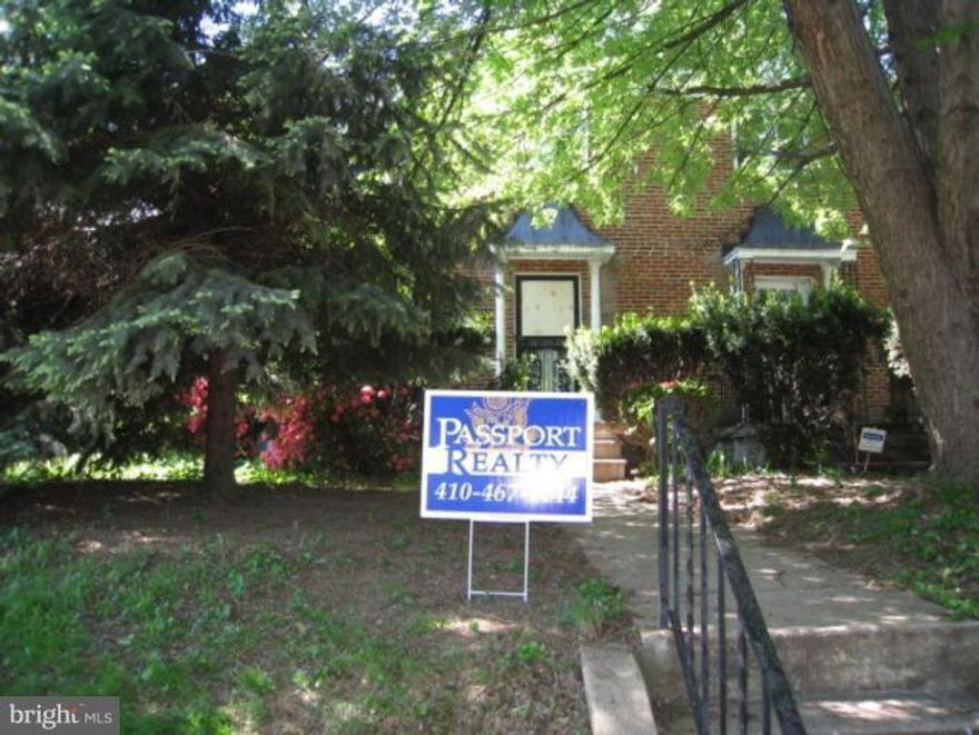 Great for Investor! Needs rehab! Property is being sold as-is; Seller will make no repairs.