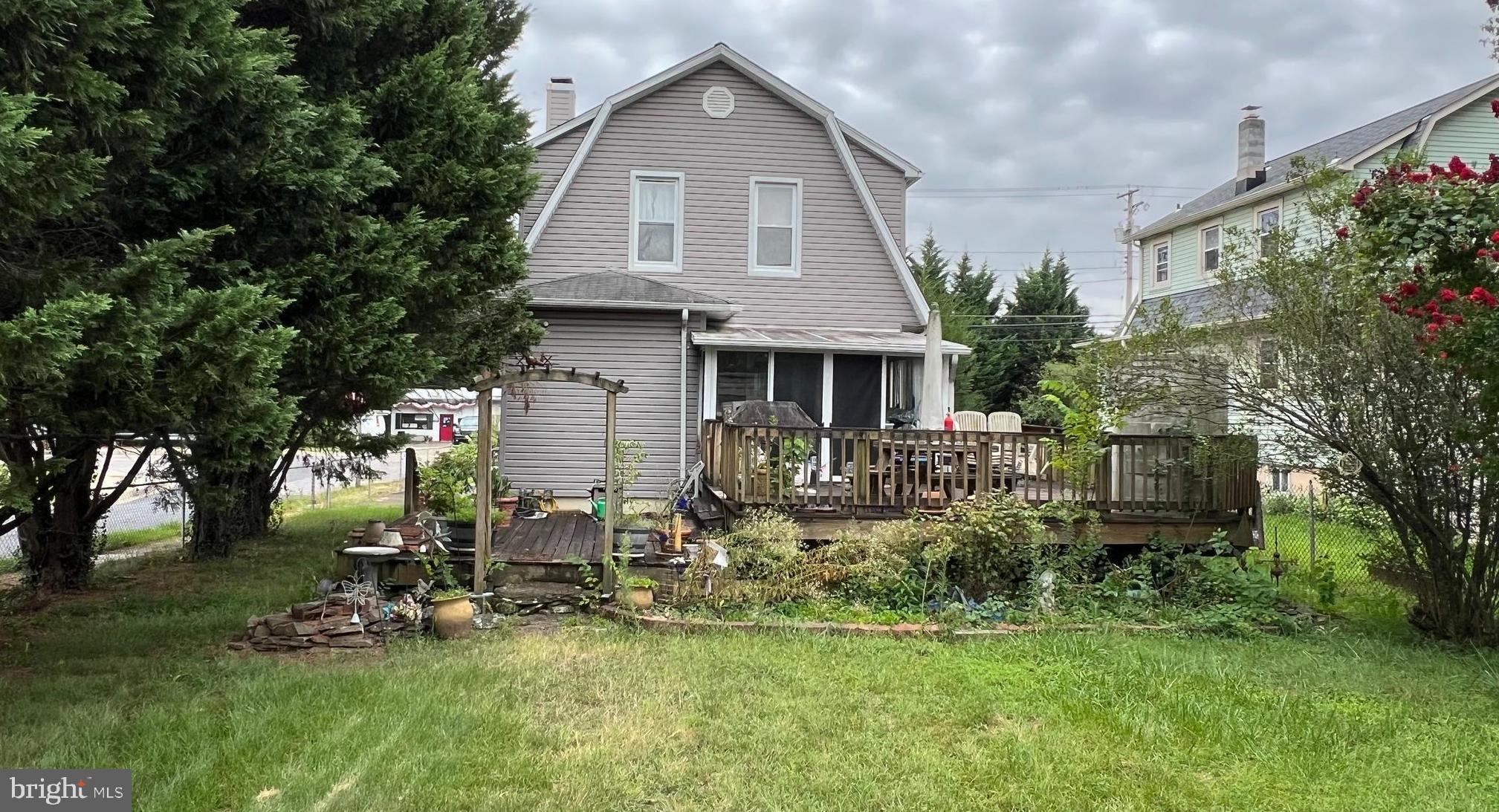 ROSEDALE - Residential