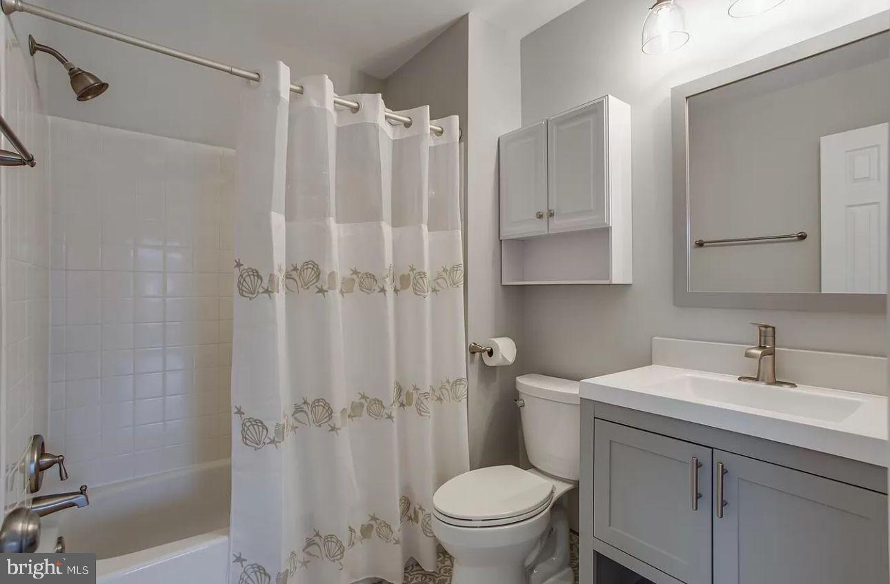 JEFFERSON MEWS - Residential