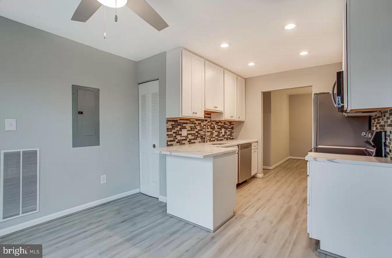 JEFFERSON MEWS - Residential