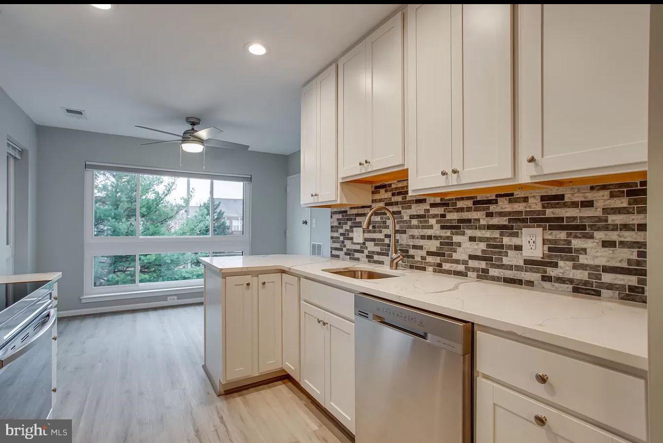 JEFFERSON MEWS - Residential