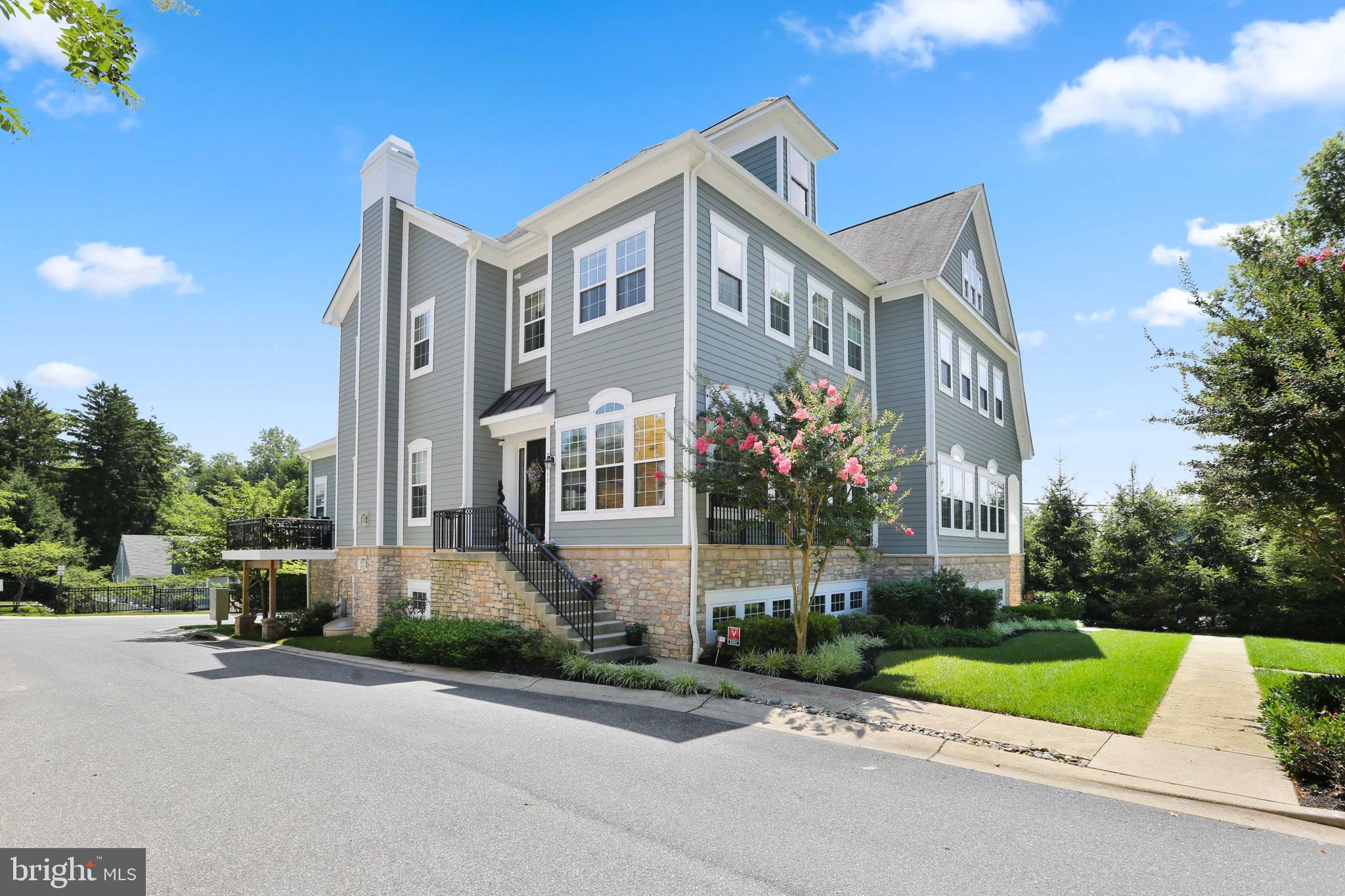 WOODBROOK - Residential