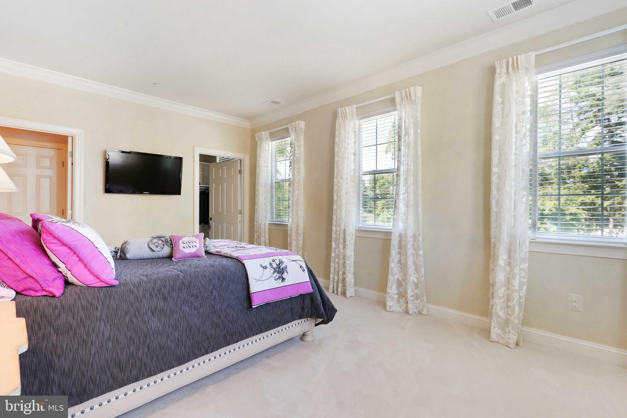 WOODBROOK - Residential