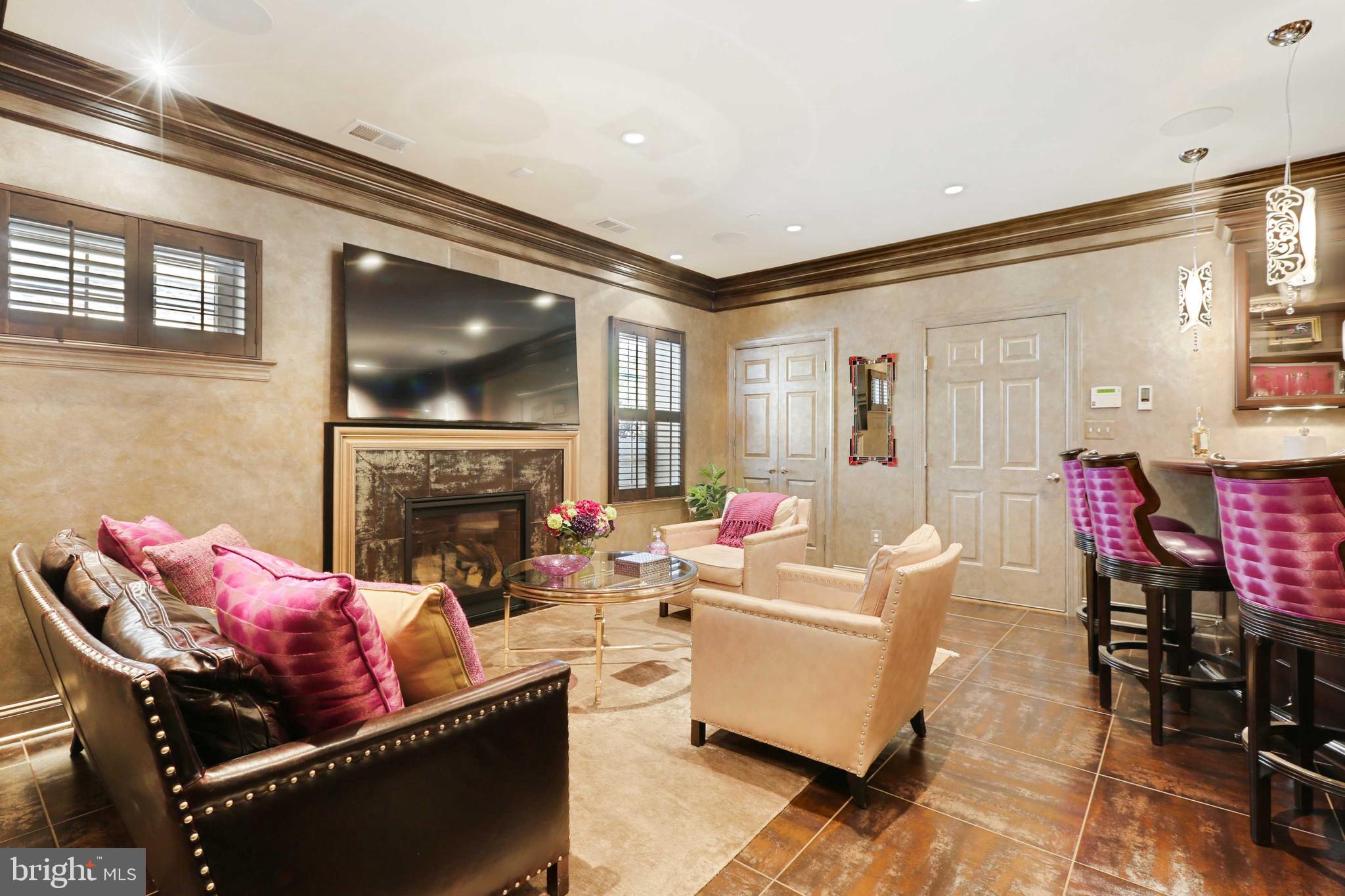 WOODBROOK - Residential