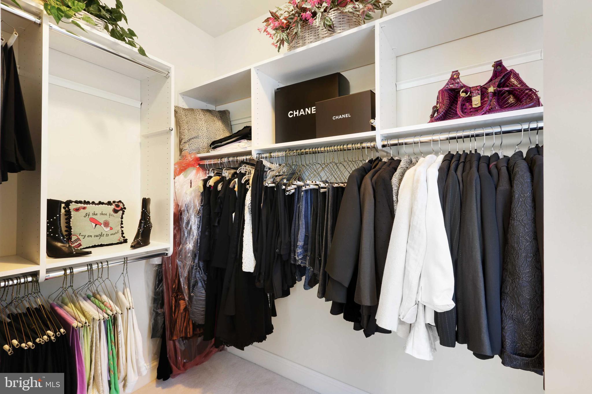 WOODBROOK - Residential