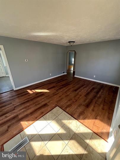 RADIANT VALLEY - Residential