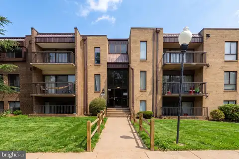 7589 Margate Ct Unit 1C 103, Manassas, VA MLS: VAPW2126818