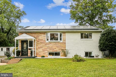 5808 ASH DRIVE SPRINGFIELD VA 22150