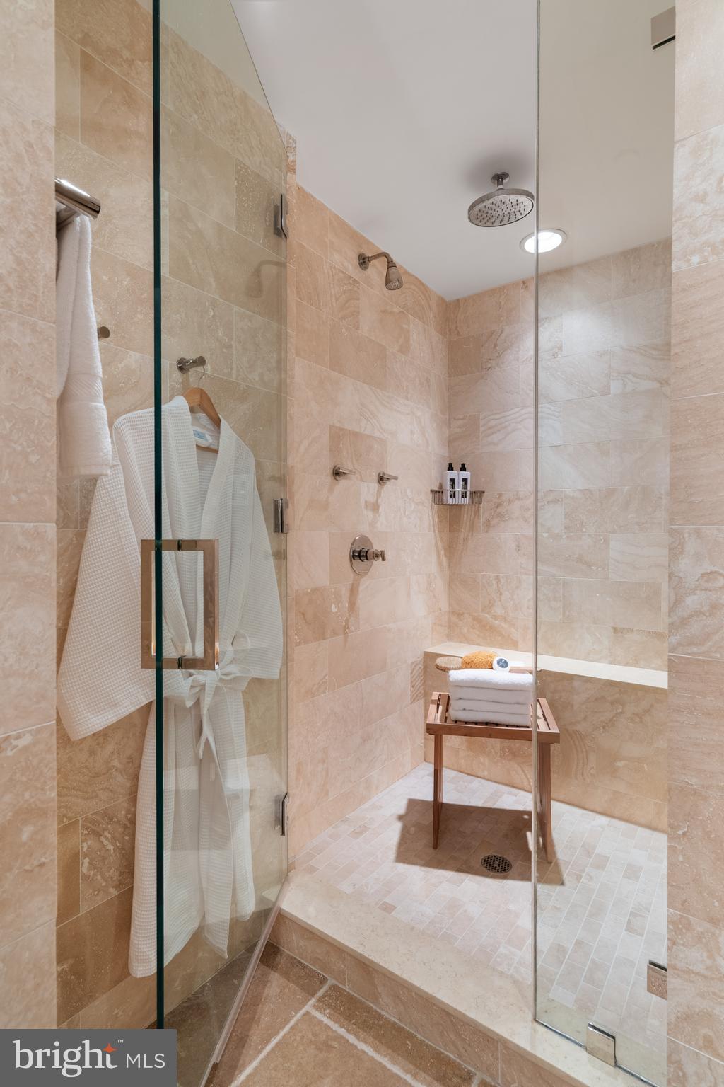 RESTON TOWN CENTER - Residential