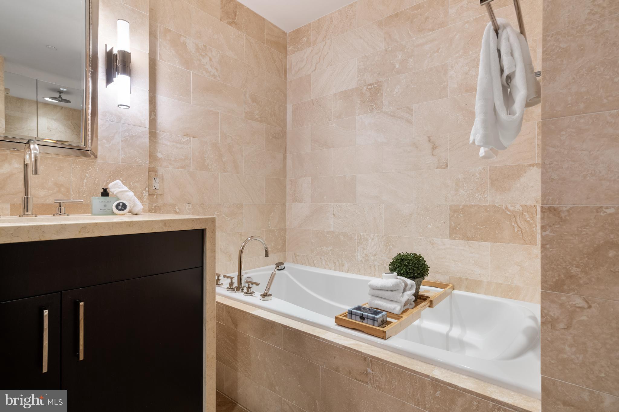 RESTON TOWN CENTER - Residential