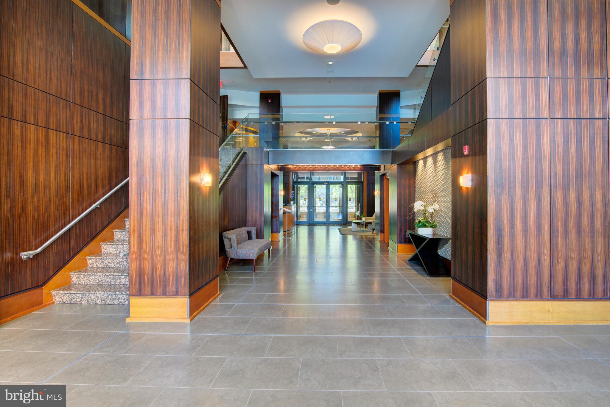RESTON TOWN CENTER - Residential