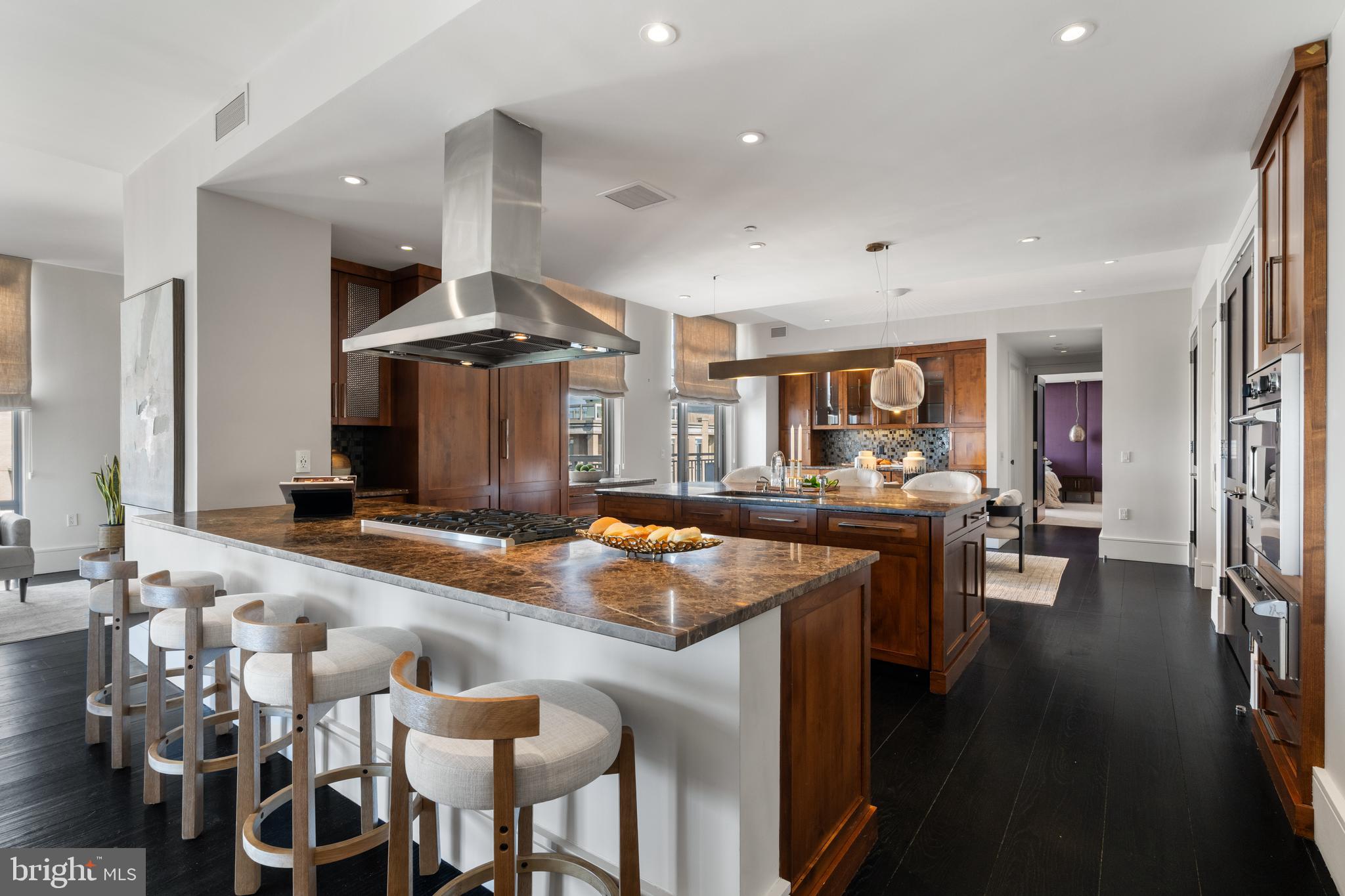 RESTON TOWN CENTER - Residential