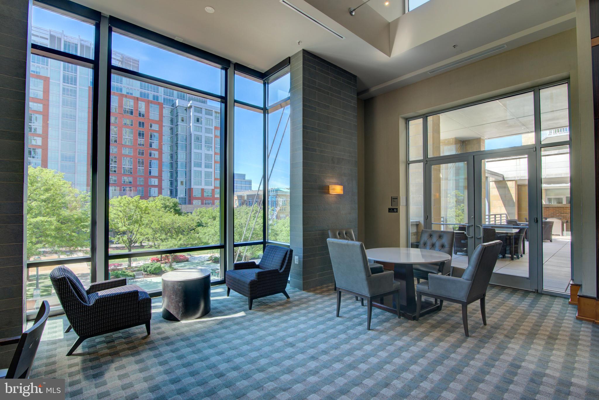 RESTON TOWN CENTER - Residential
