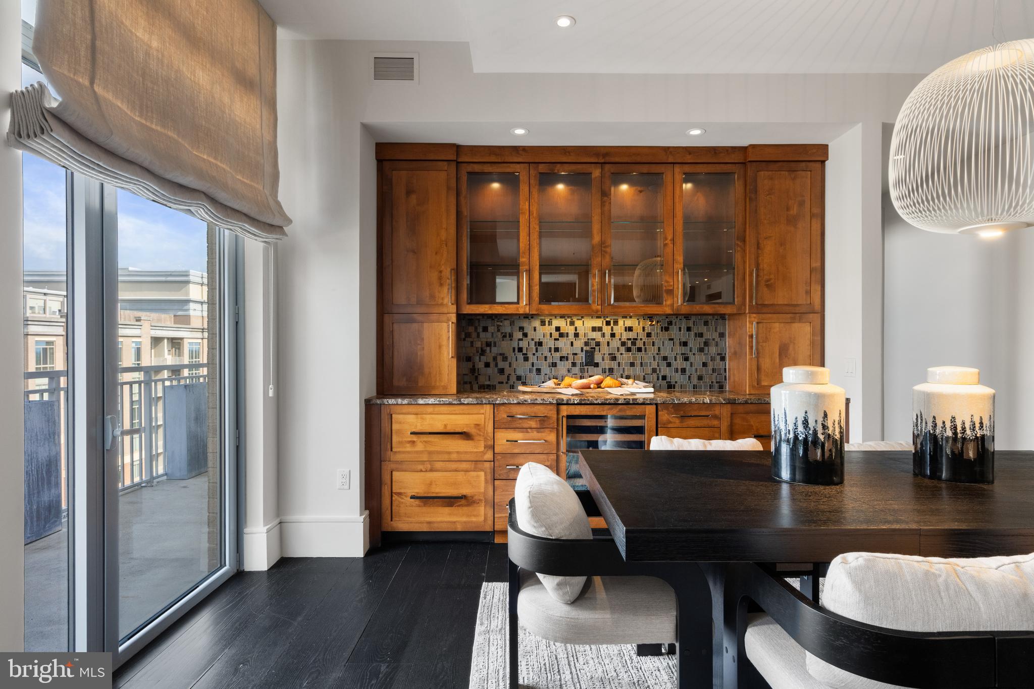 RESTON TOWN CENTER - Residential
