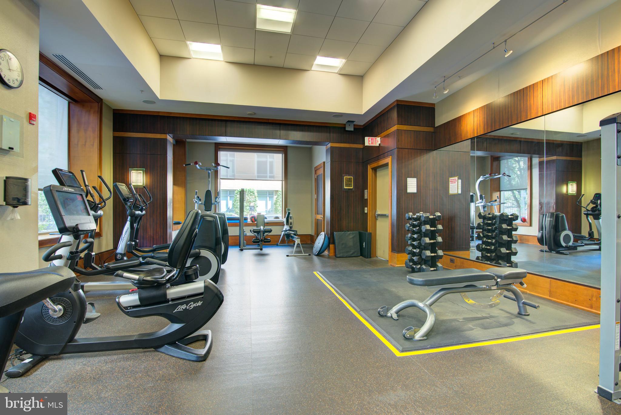 RESTON TOWN CENTER - Residential