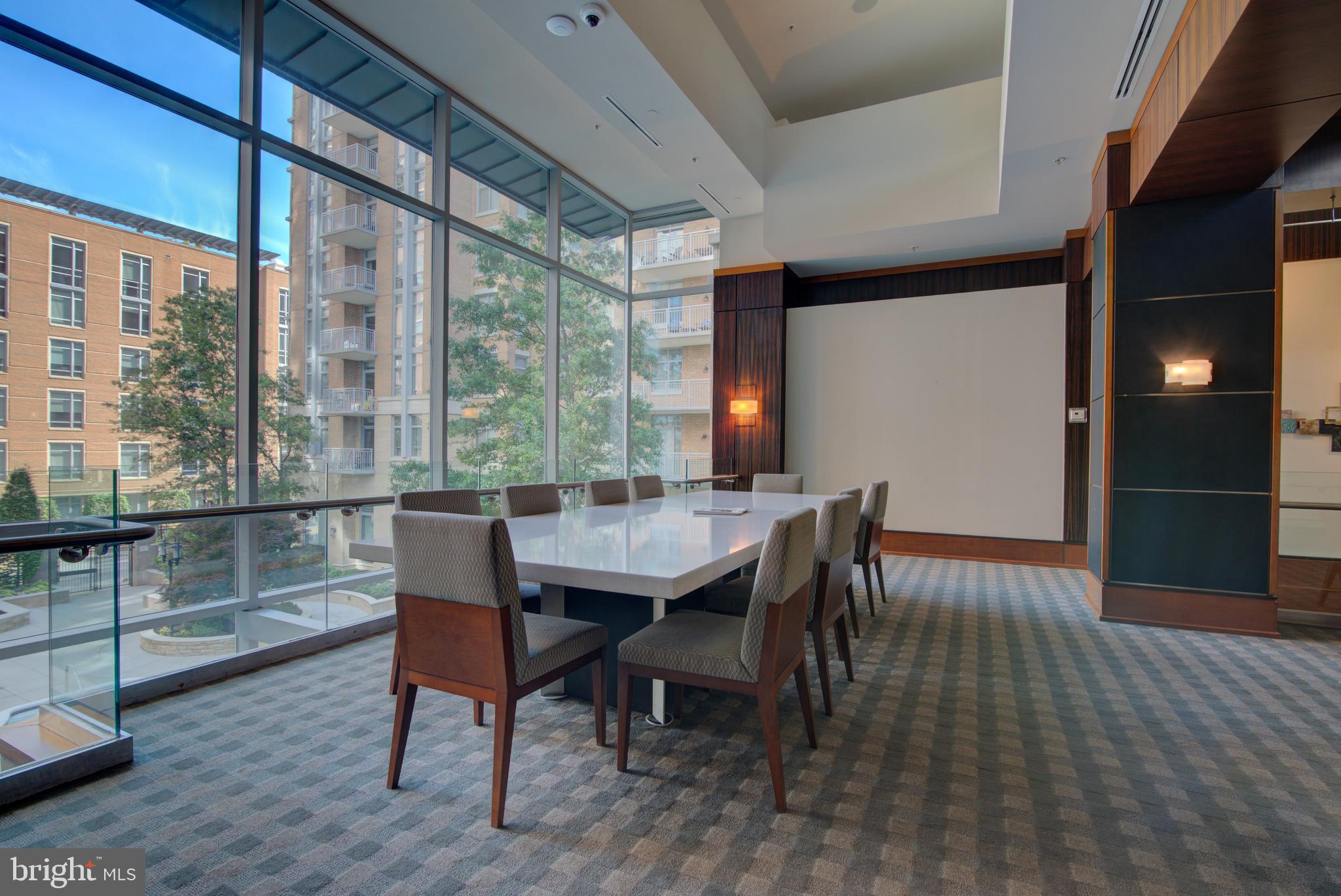 RESTON TOWN CENTER - Residential