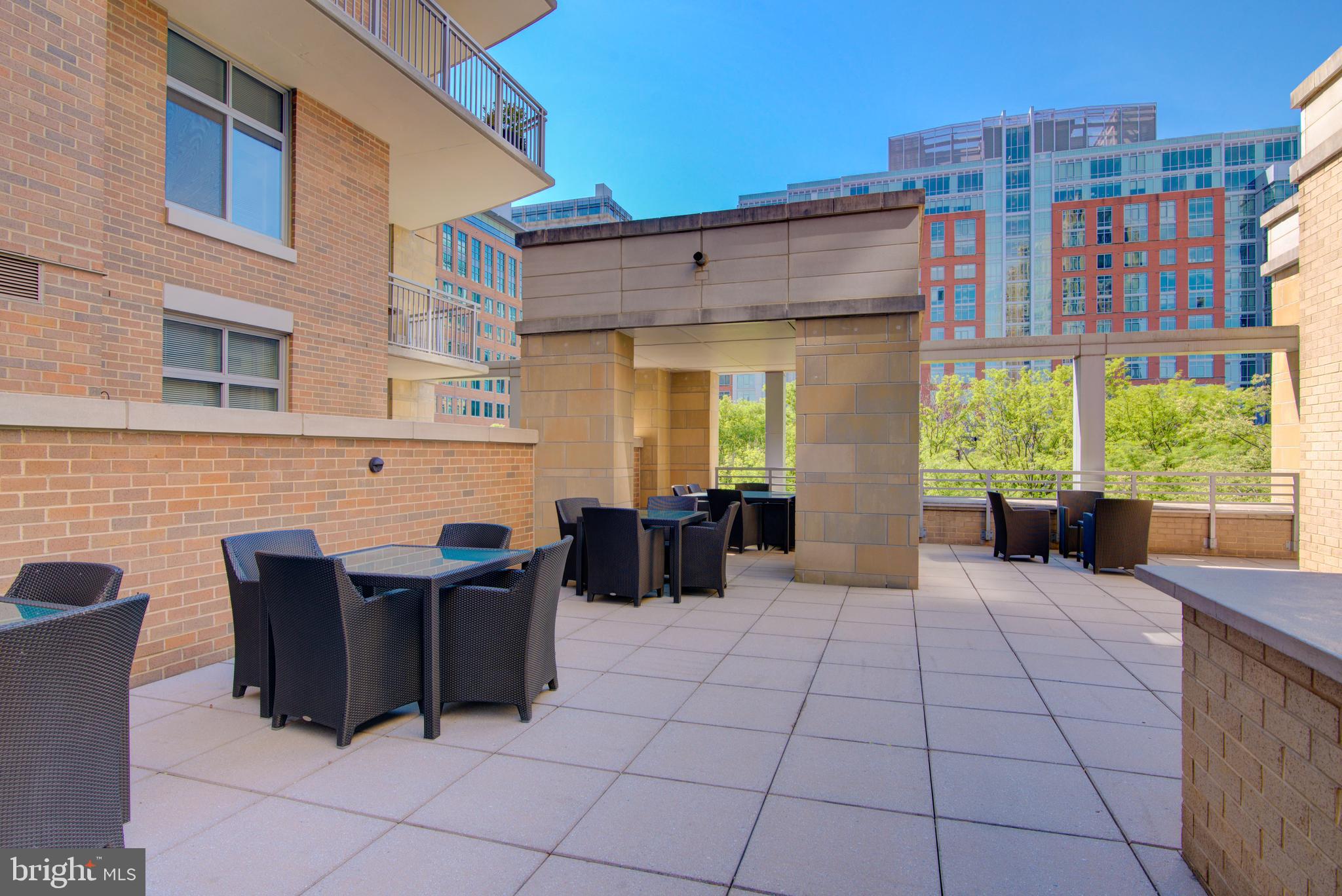 RESTON TOWN CENTER - Residential
