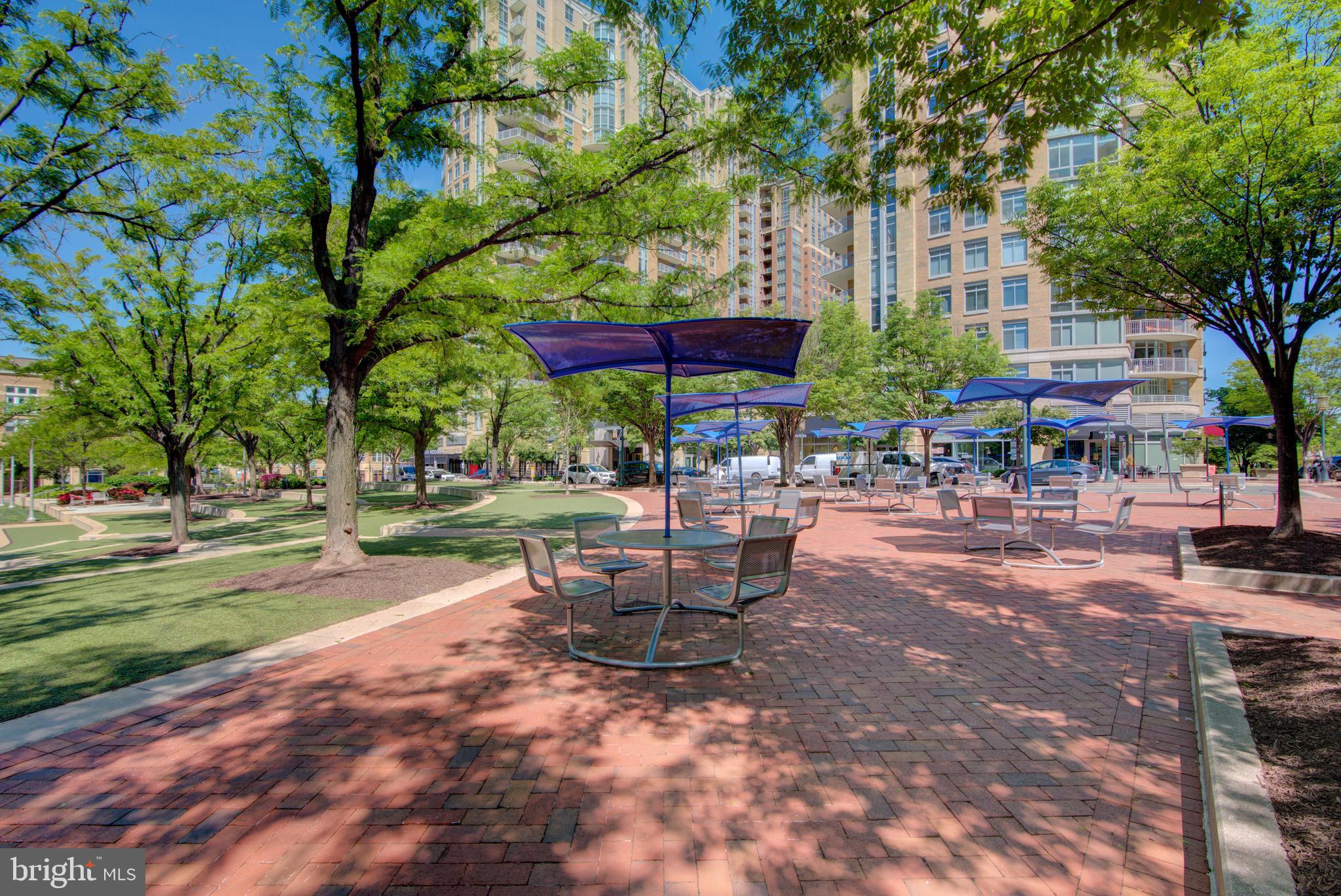 RESTON TOWN CENTER - Residential