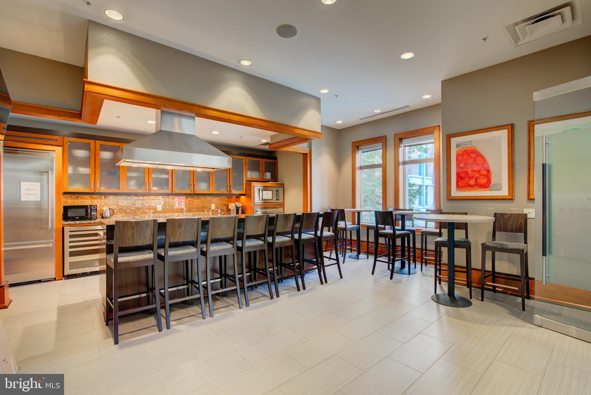 RESTON TOWN CENTER - Residential