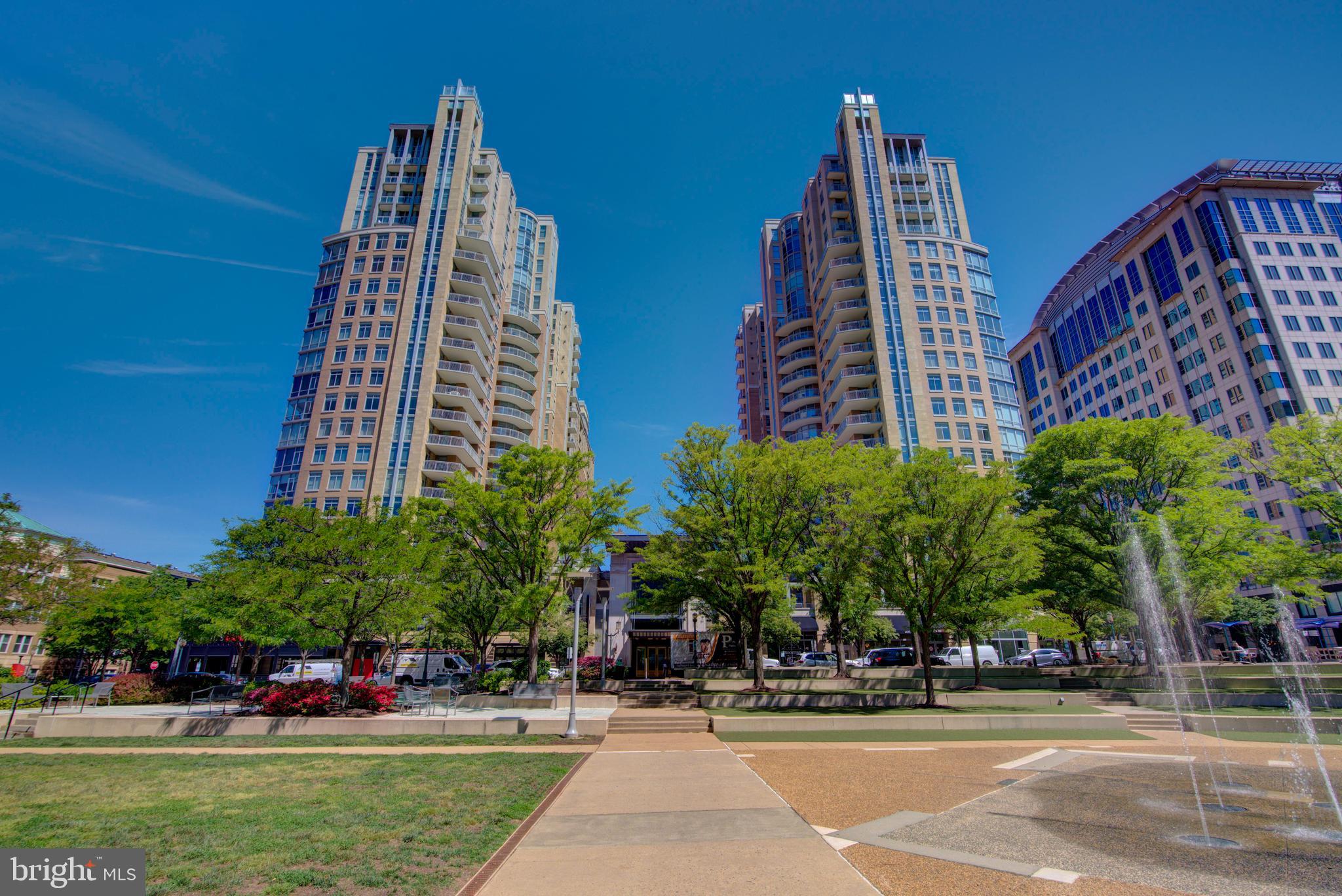 RESTON TOWN CENTER - Residential