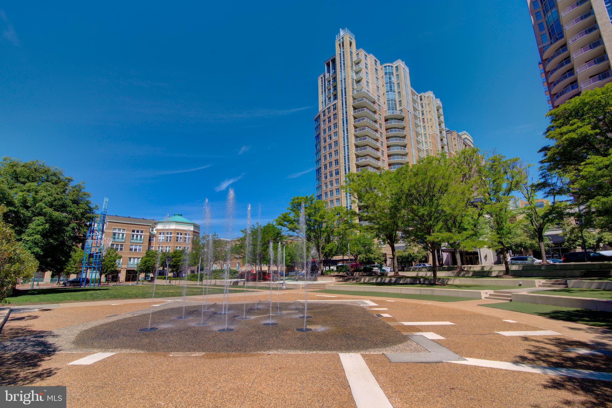 RESTON TOWN CENTER - Residential