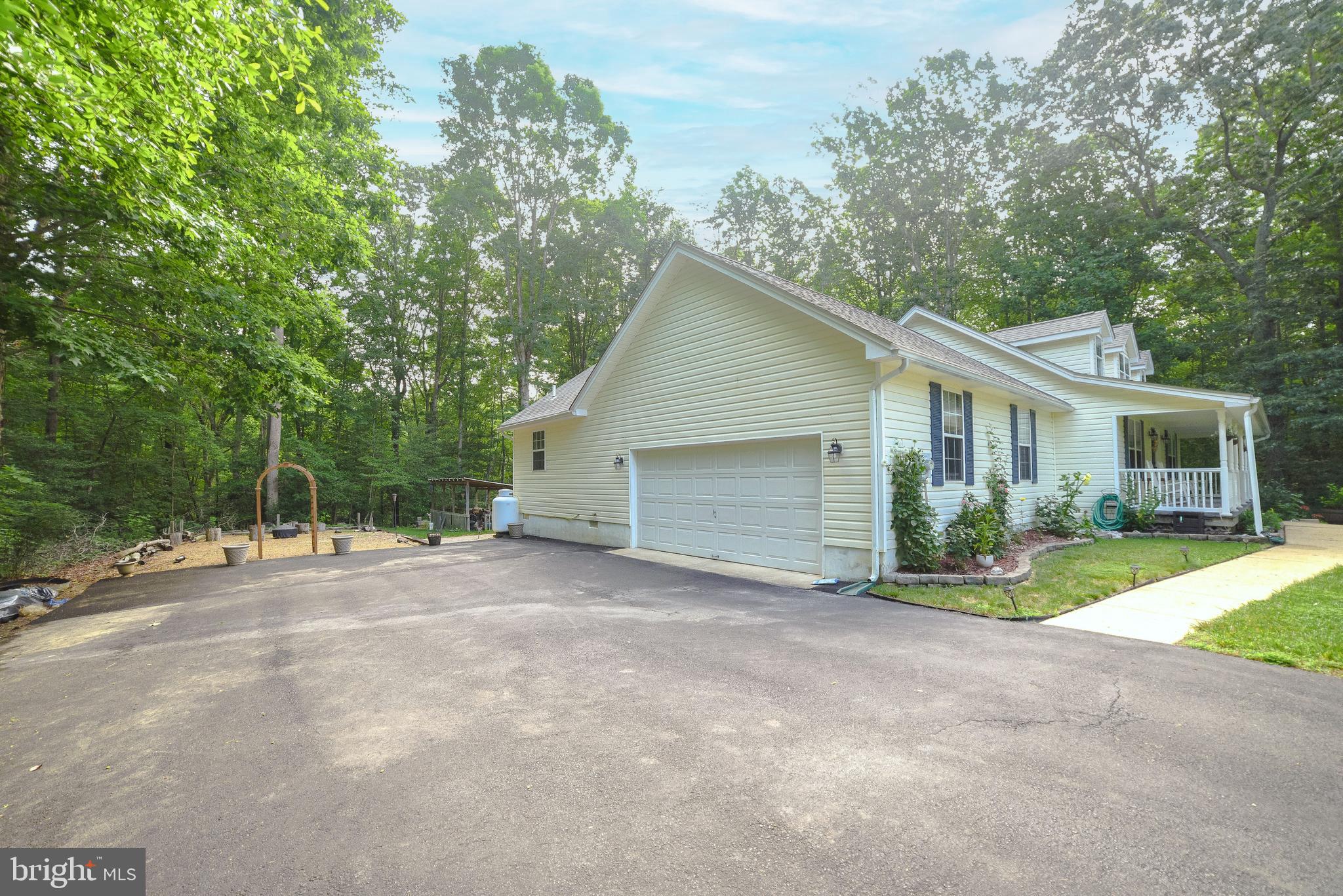 HILTON RIDGE ESTATES - Residential