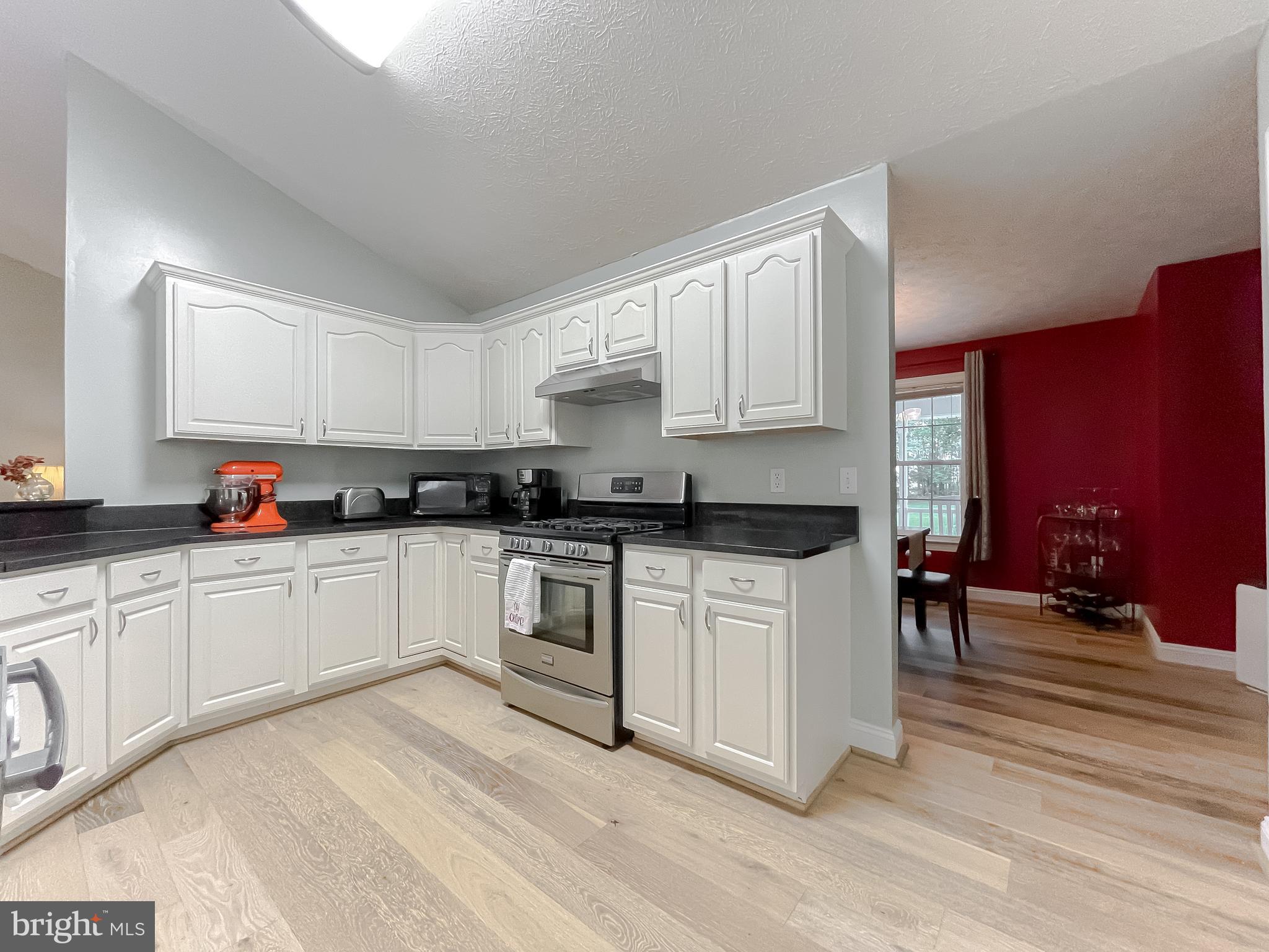 HILTON RIDGE ESTATES - Residential