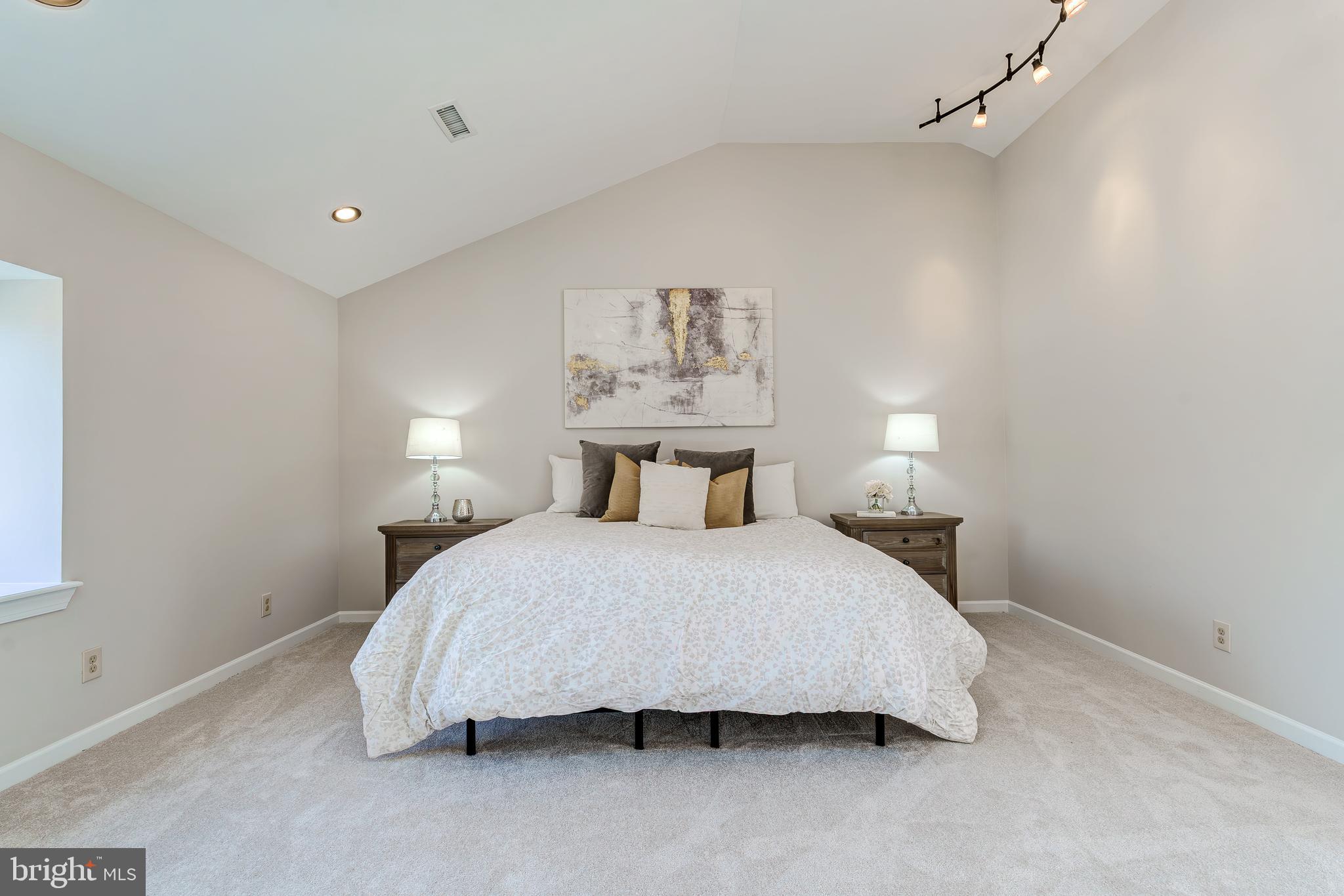 BRADLEY FORGE - Residential