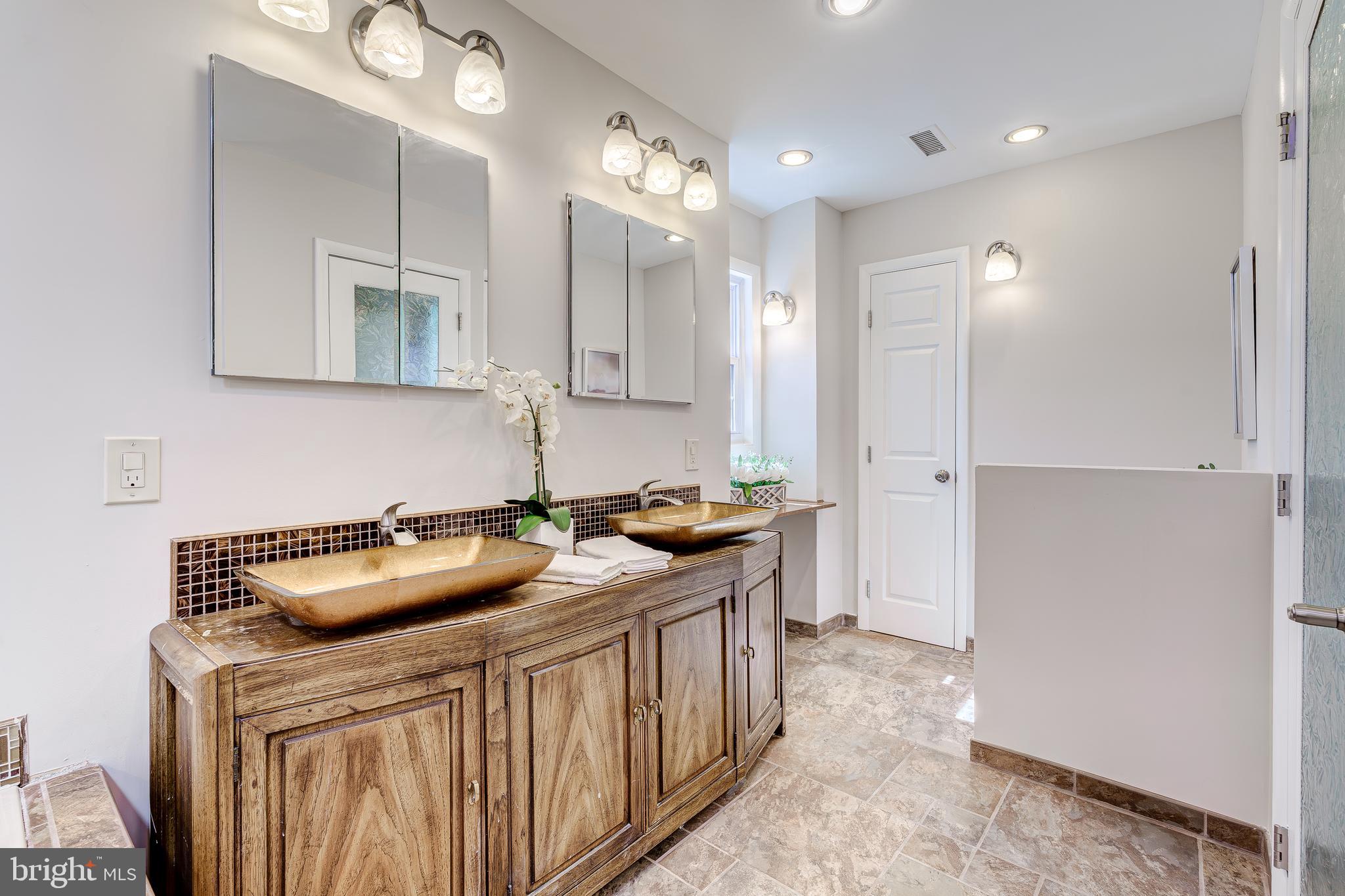 BRADLEY FORGE - Residential