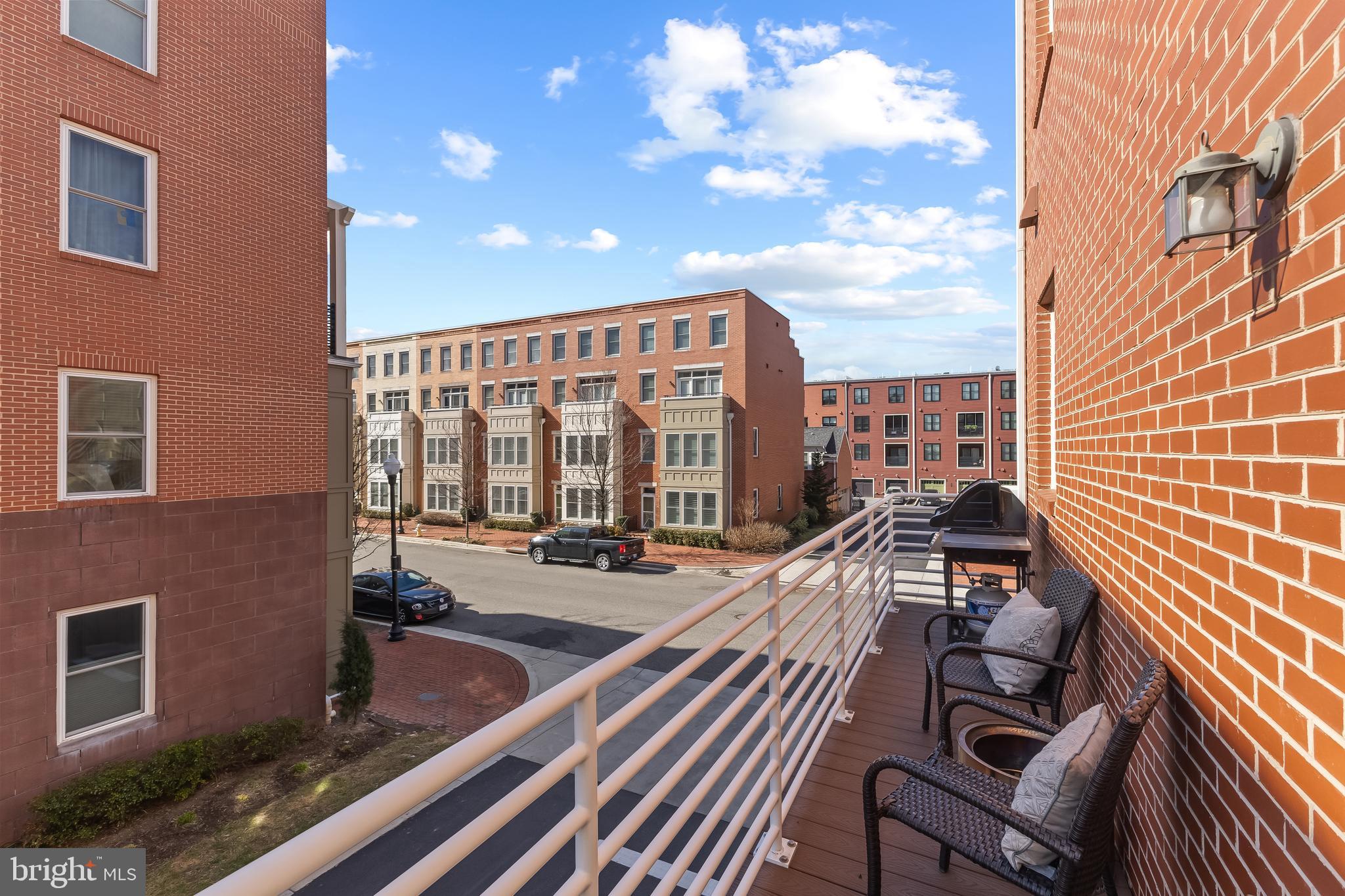 POTOMAC YARD - Residential