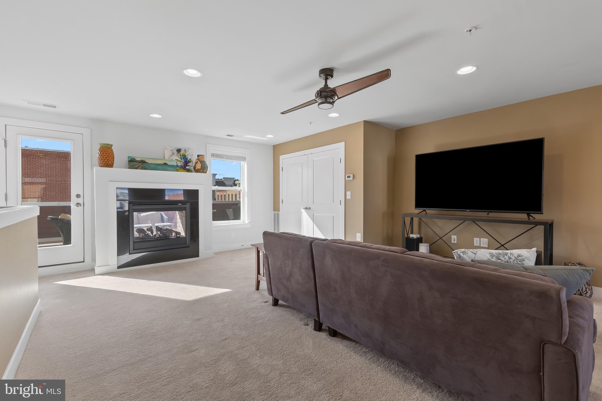 POTOMAC YARD - Residential