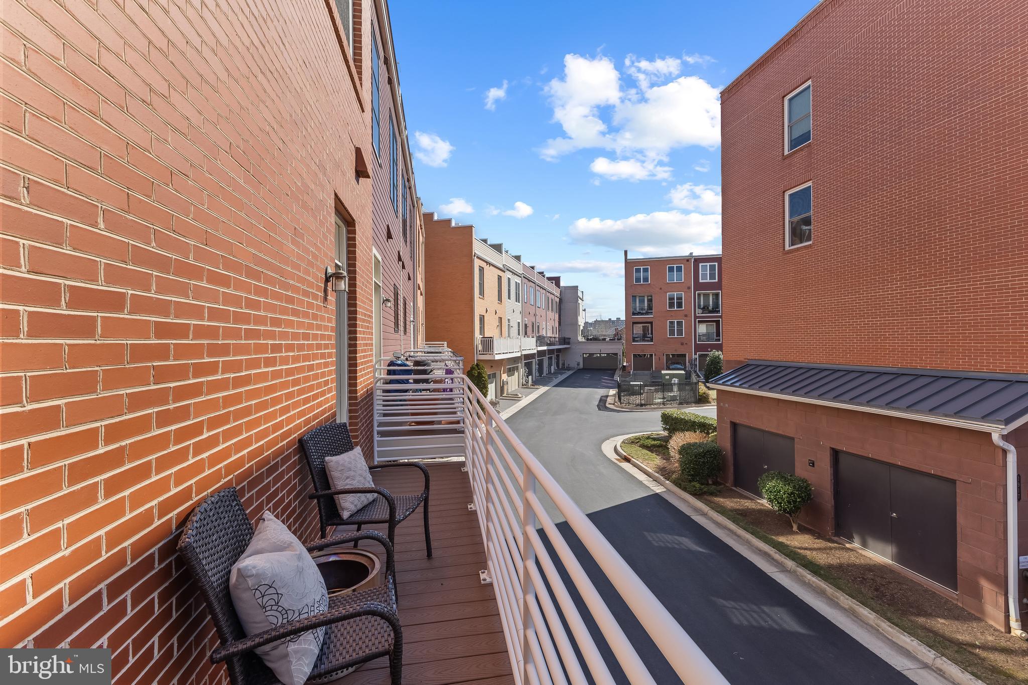 POTOMAC YARD - Residential