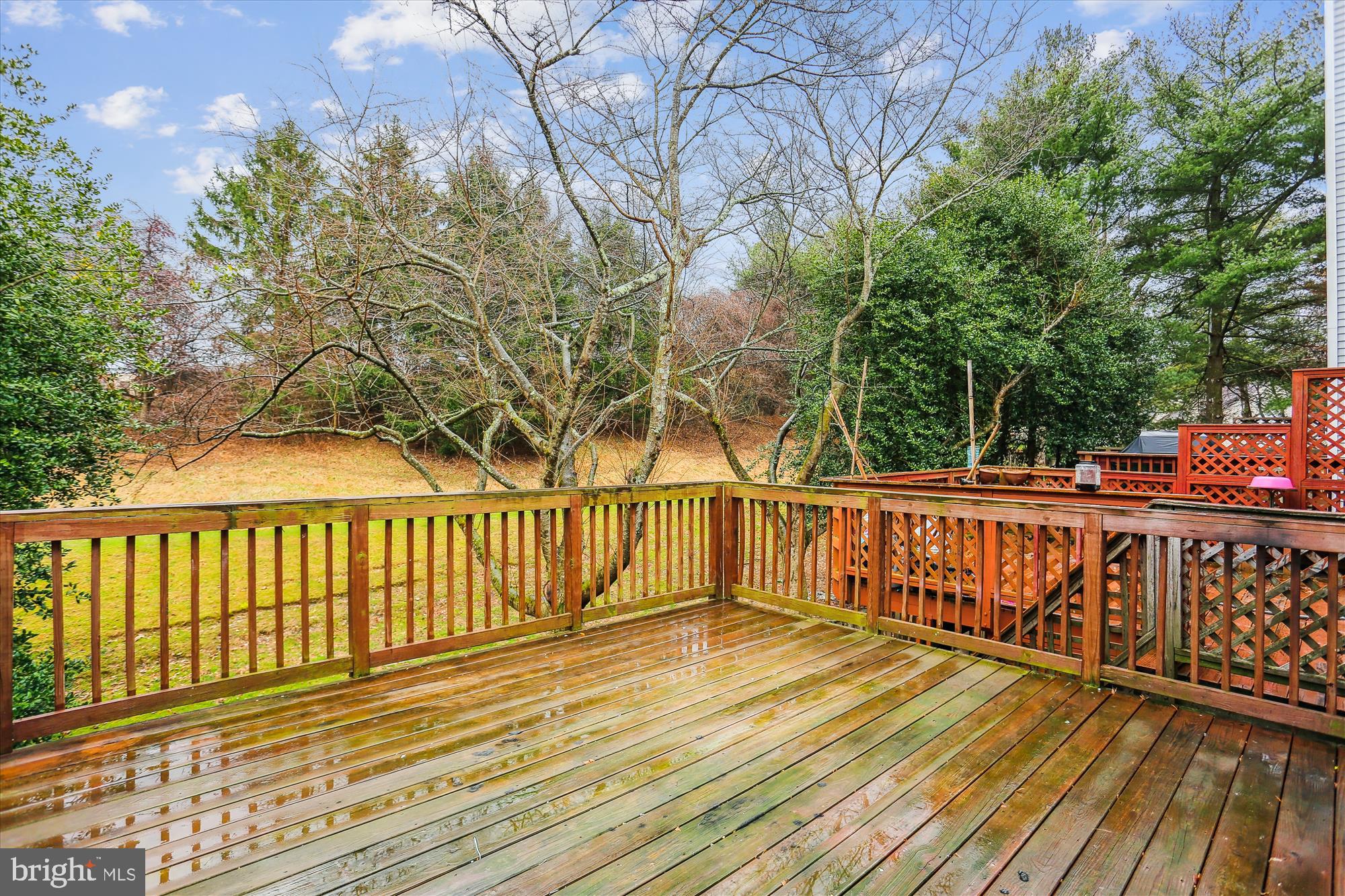 GUNNERS LAKE VILLAGE - Residential