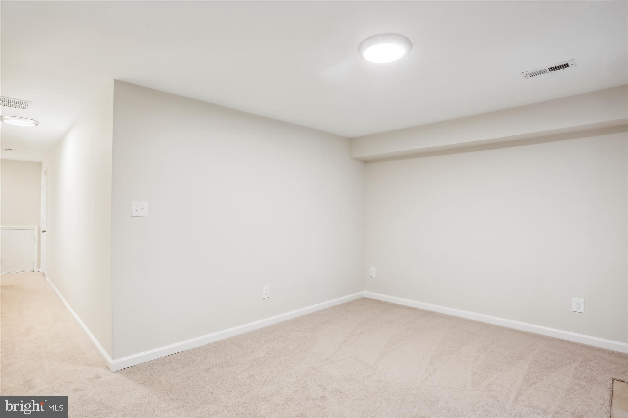 GUNNERS LAKE VILLAGE - Residential