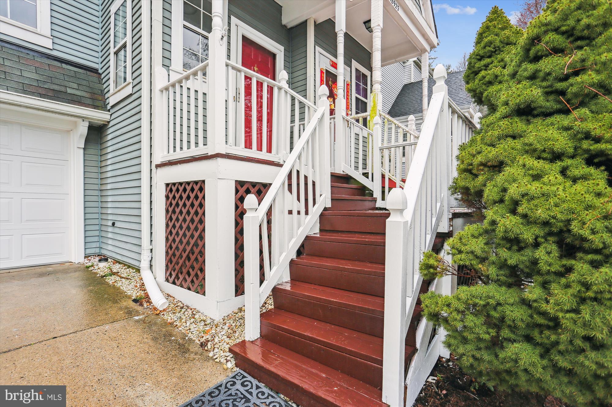 GUNNERS LAKE VILLAGE - Residential