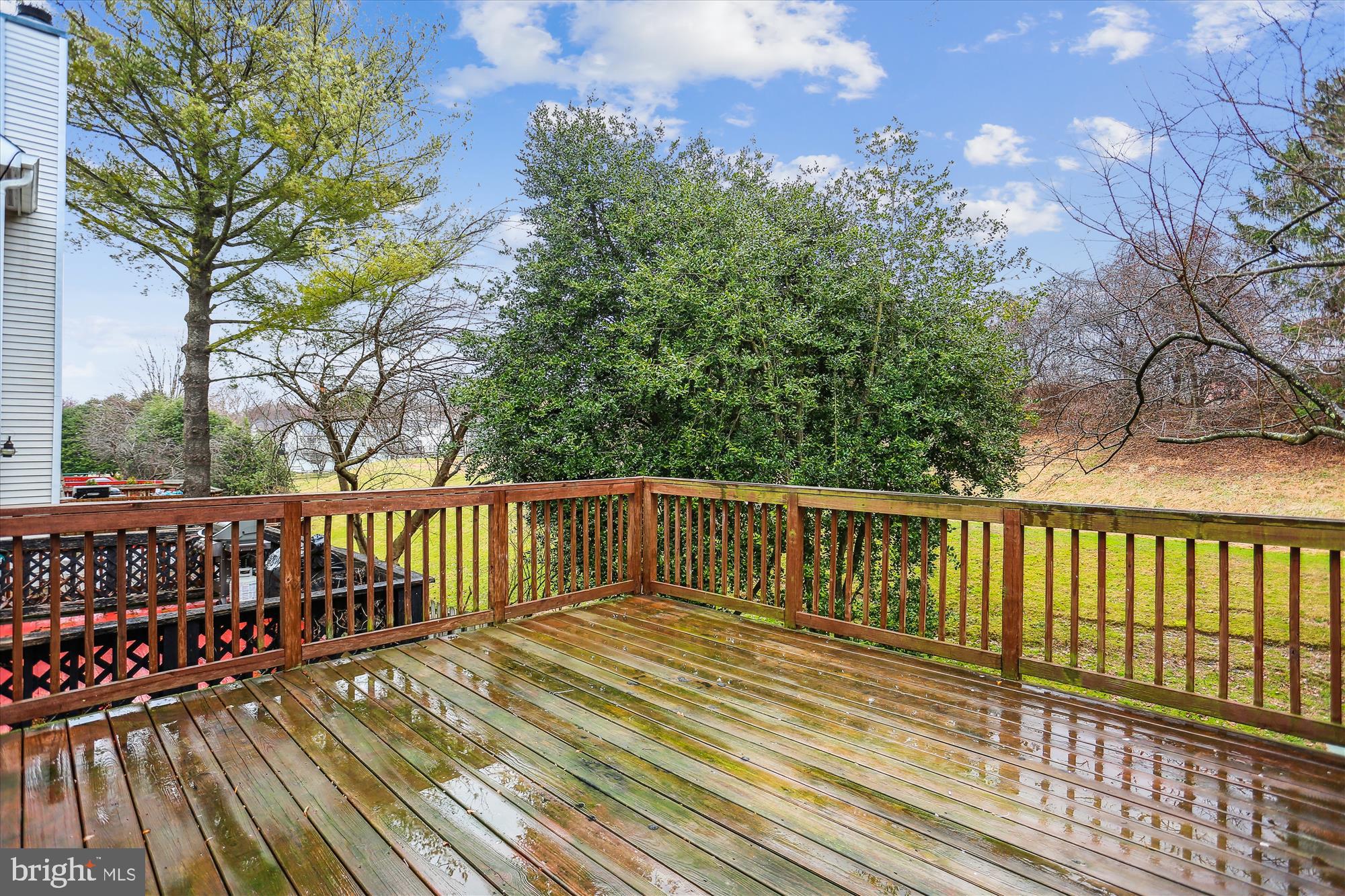 GUNNERS LAKE VILLAGE - Residential