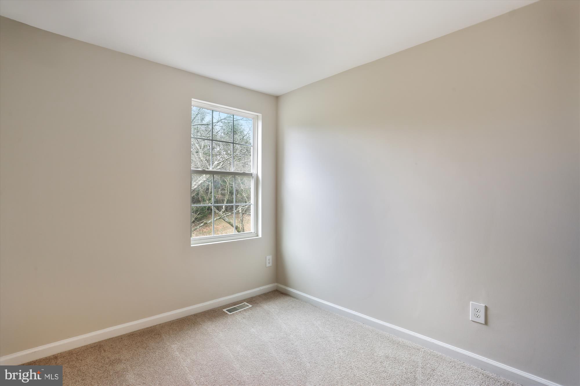 GUNNERS LAKE VILLAGE - Residential