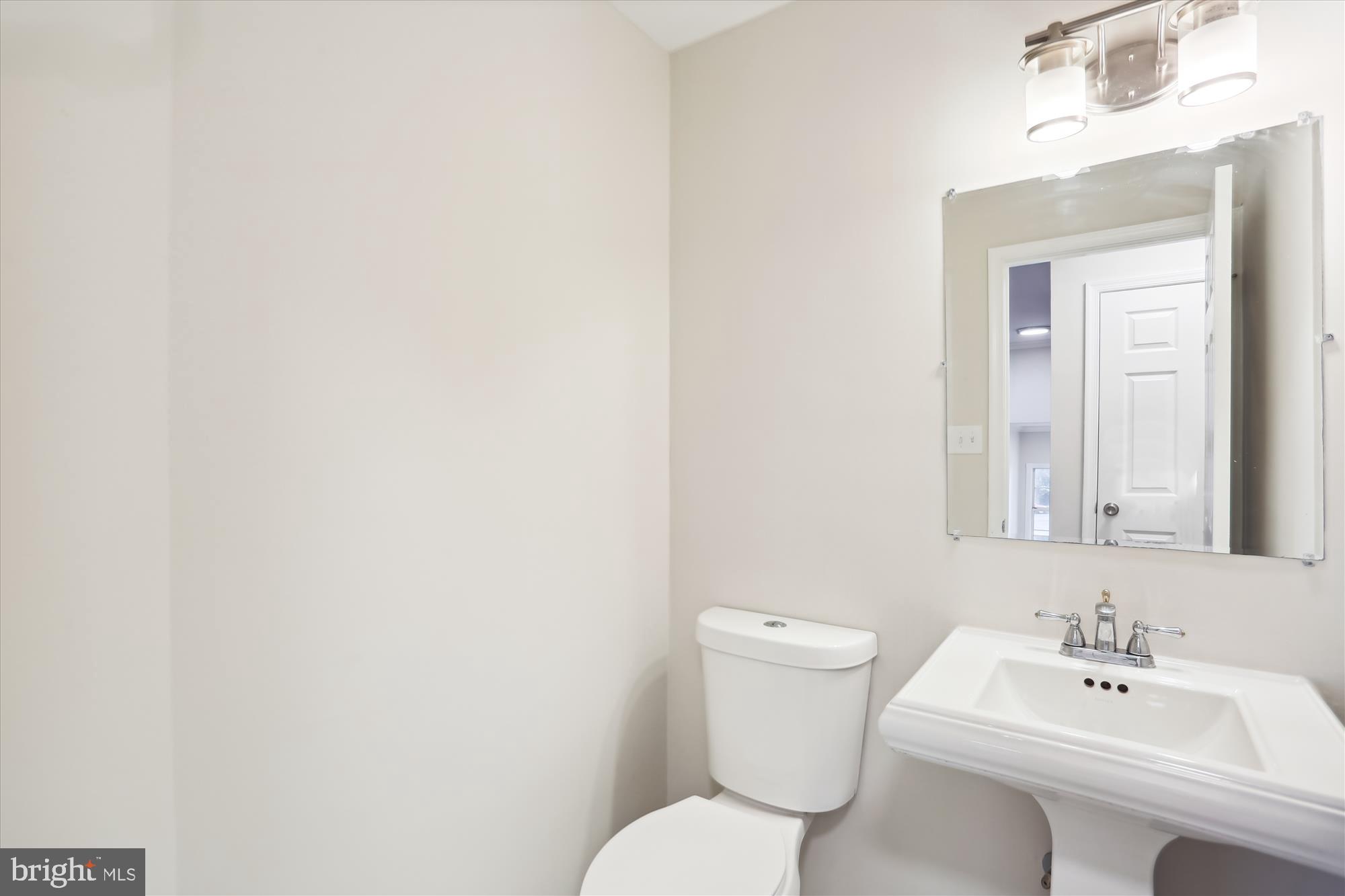 GUNNERS LAKE VILLAGE - Residential