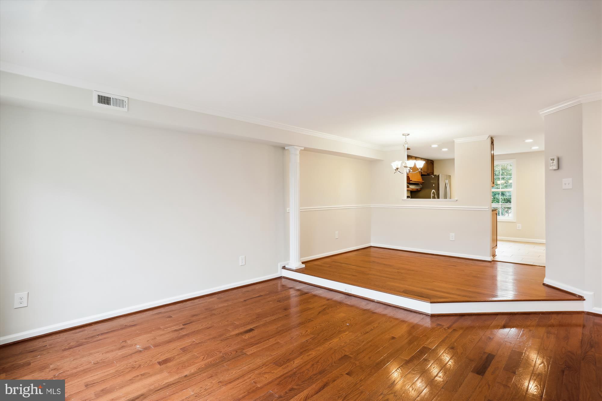 GUNNERS LAKE VILLAGE - Residential