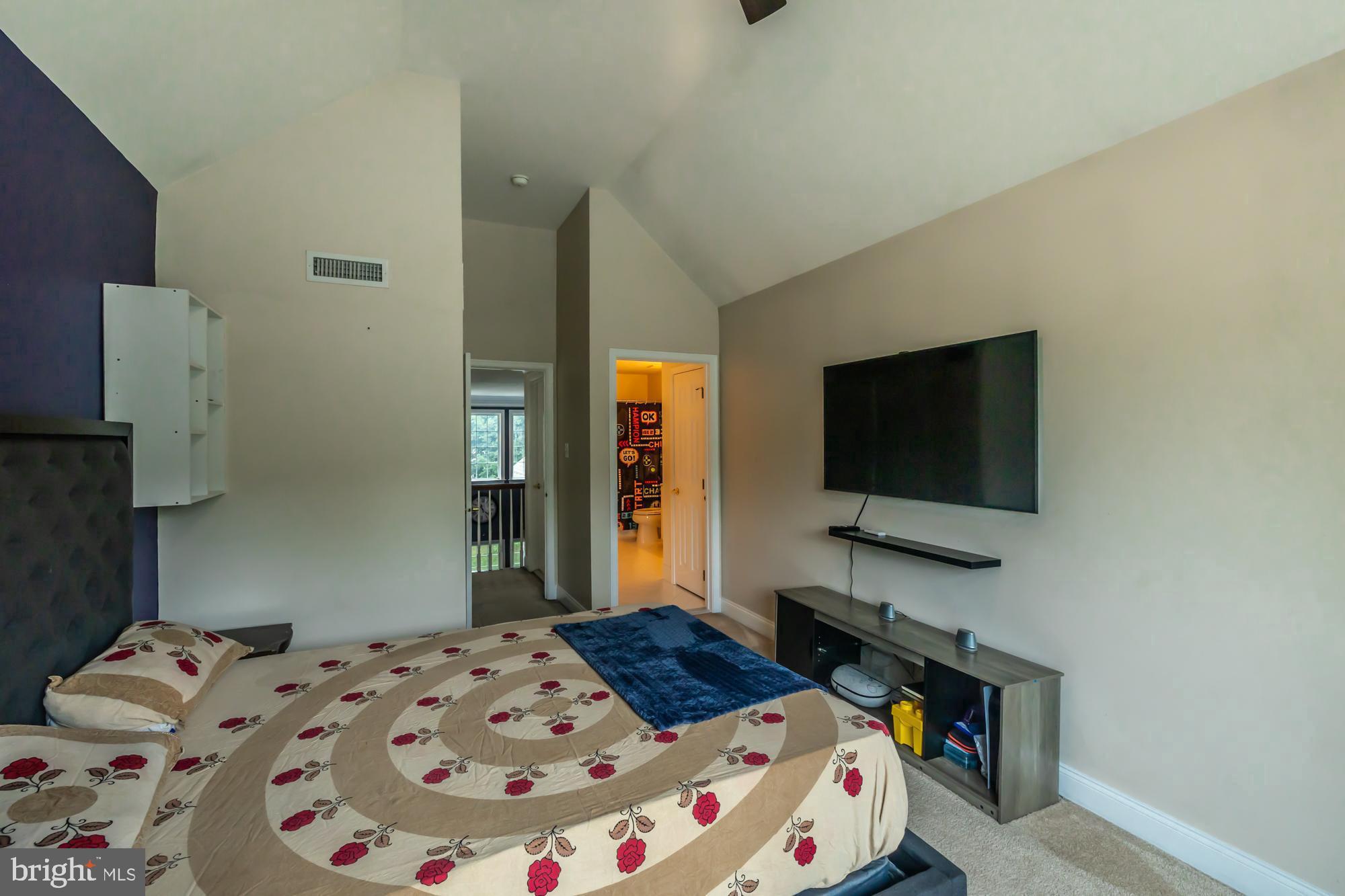 CHARLESTOWN MEADOWS - Residential