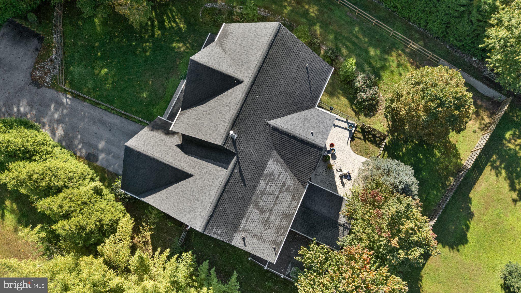 10803 HUNTING LANE