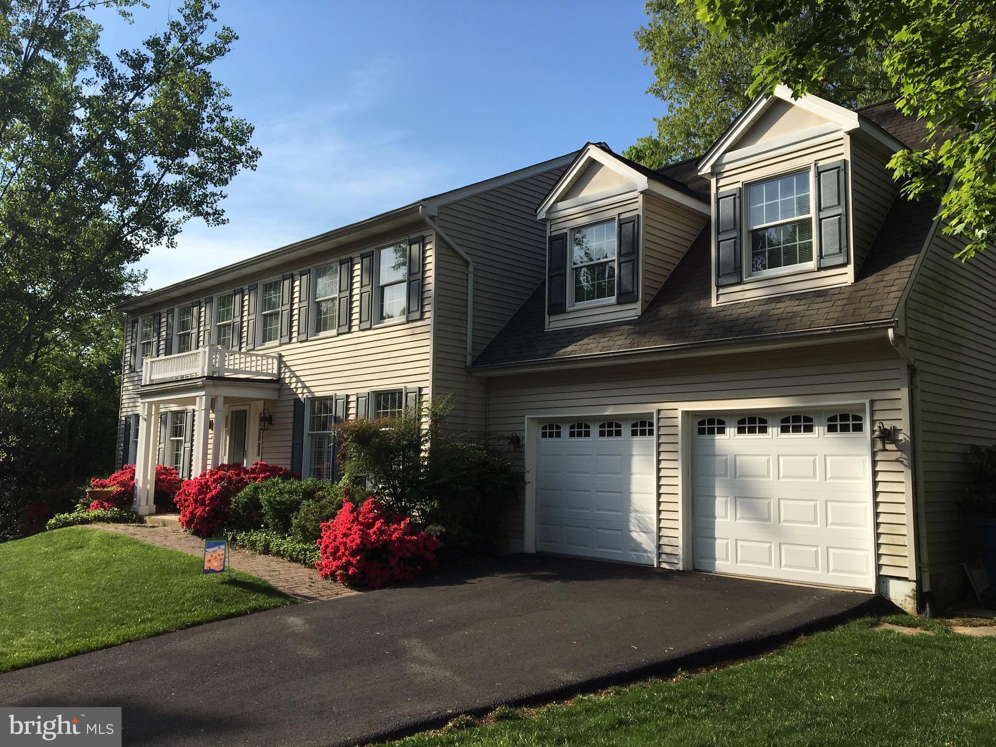 FAIRFAX CLUB ESTATES - Residential