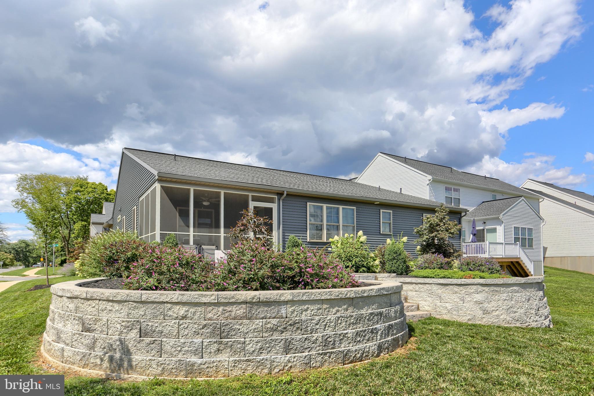 WRIGHT'S LANDING - Residential