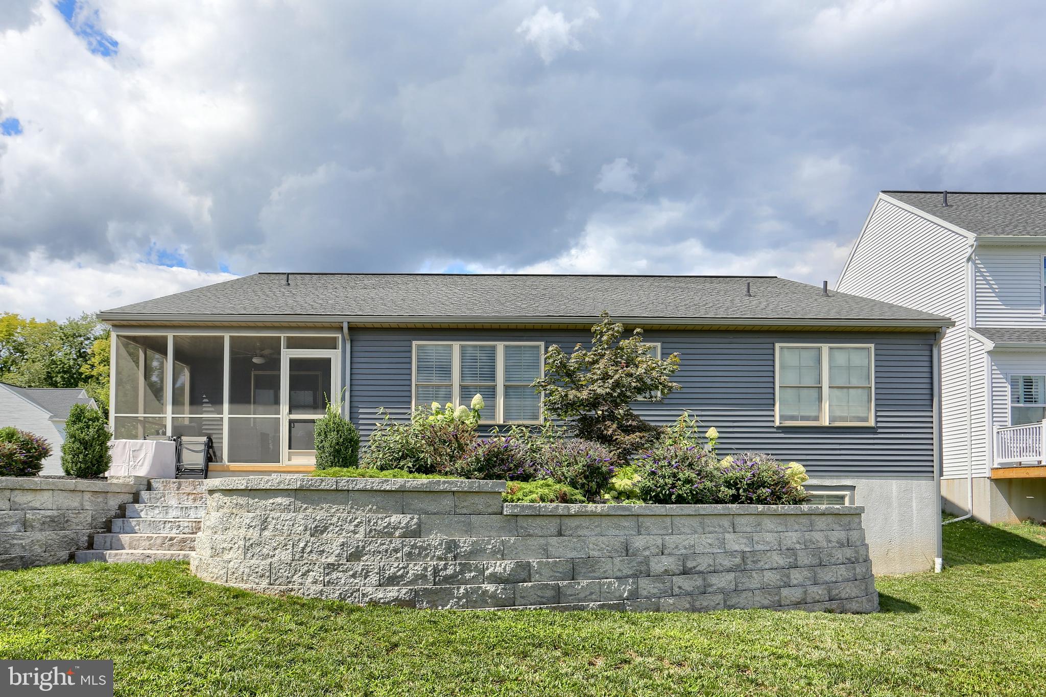 WRIGHT'S LANDING - Residential