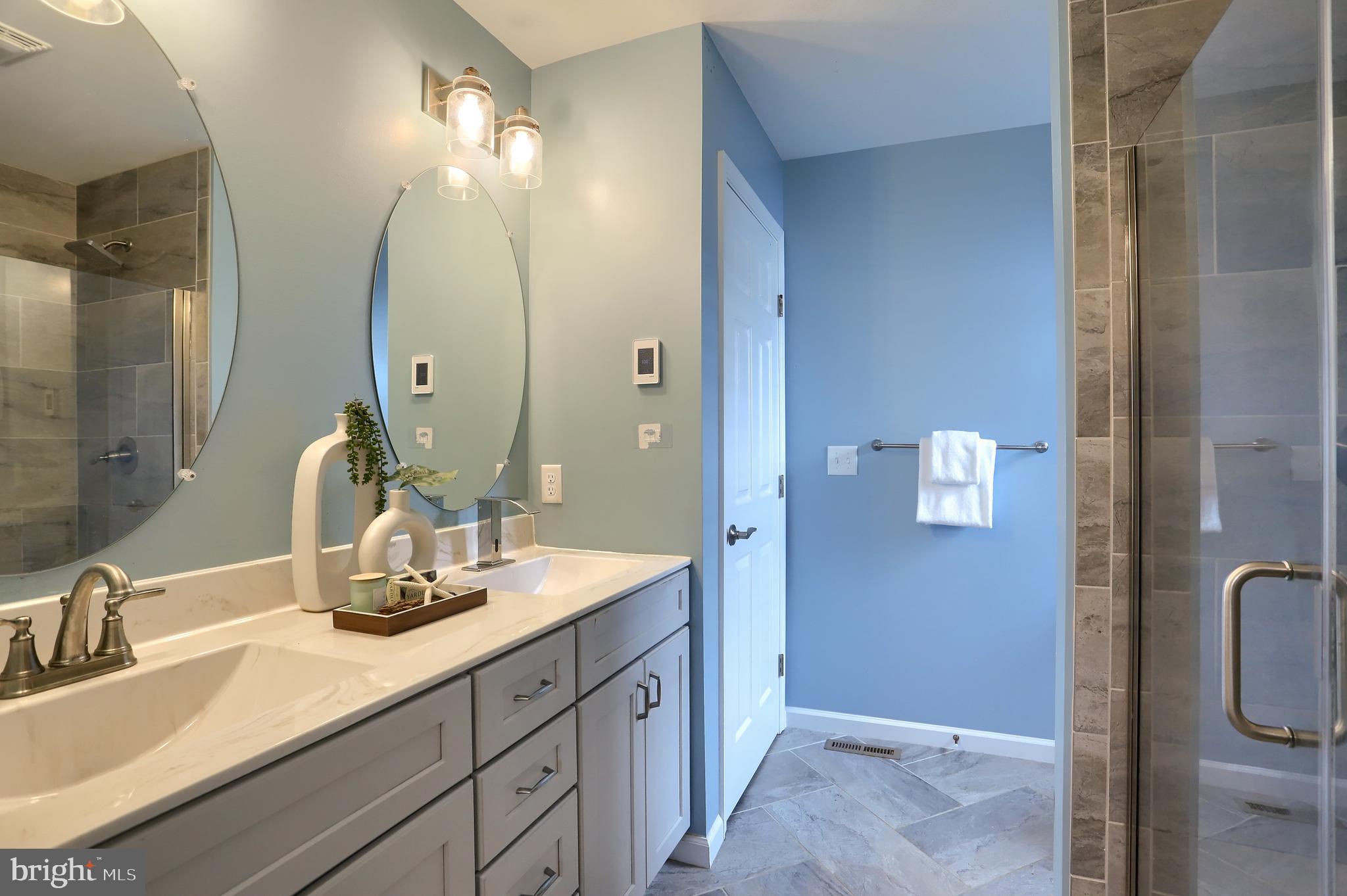 WRIGHT'S LANDING - Residential