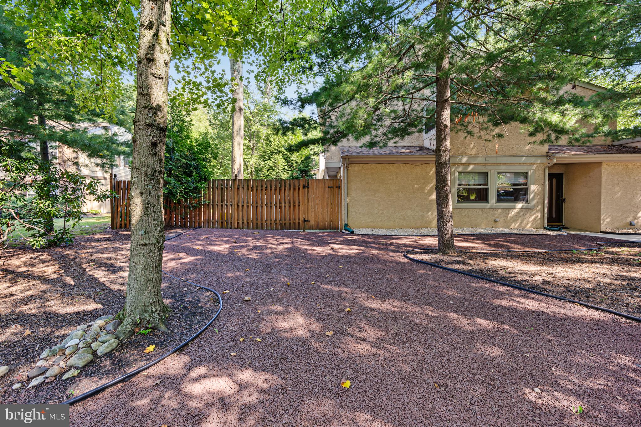 23 GOSHAWK COURT