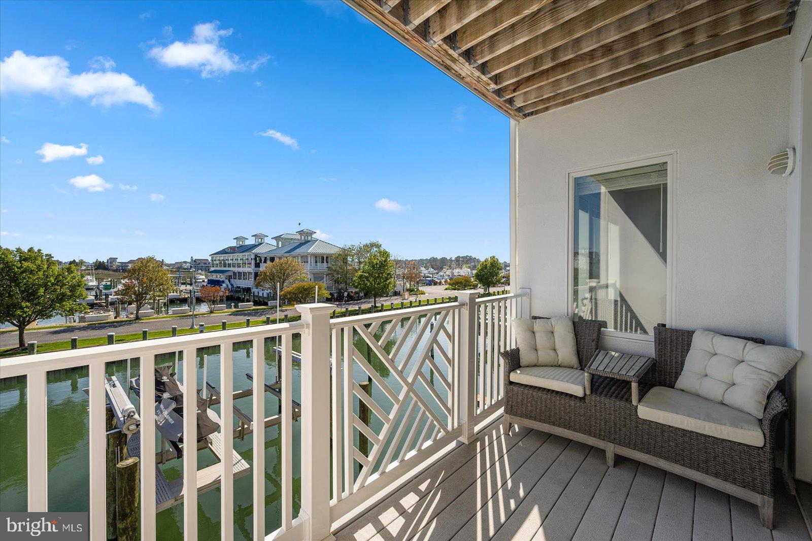 ESTATES AT INLET ISLE - Residential