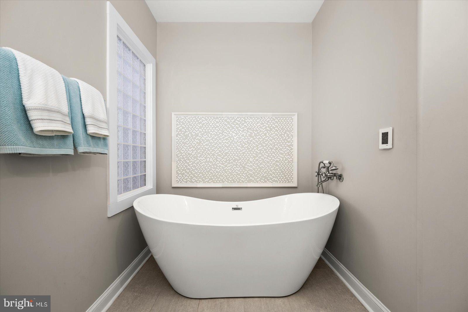 ESTATES AT INLET ISLE - Residential